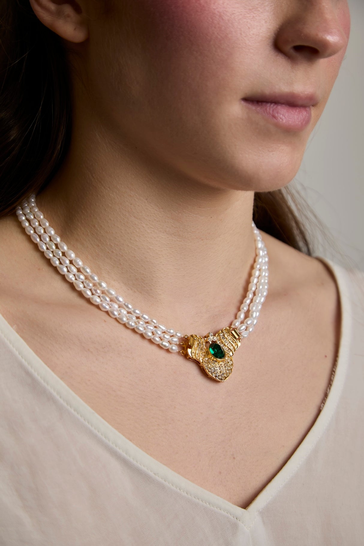 Collar Triple de Perlas de Agua Dulce Cierre Clasico
