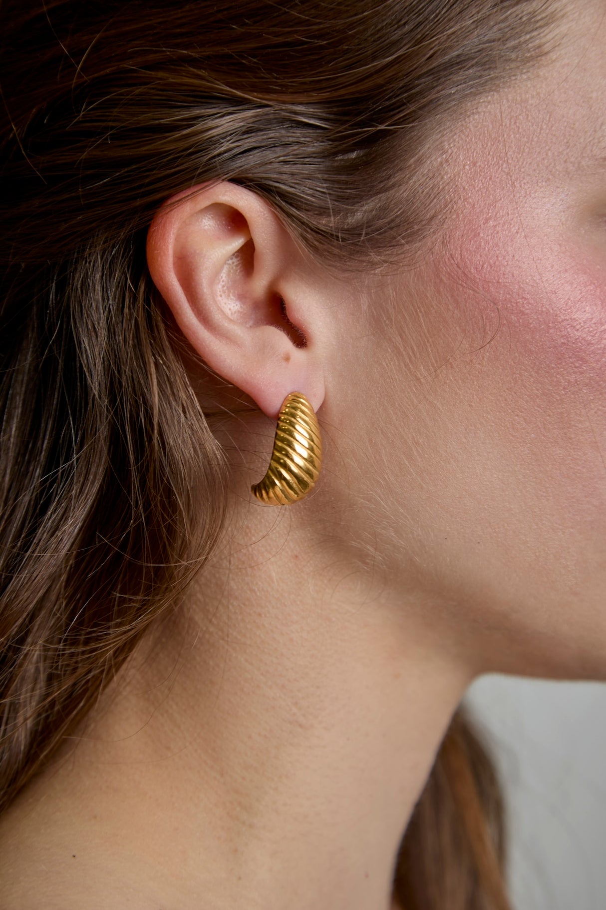 Pendientes Espiral Dorada