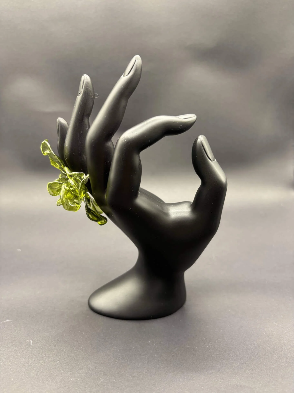 Anillo Magnolia Verde Oliva - Basoie Concept