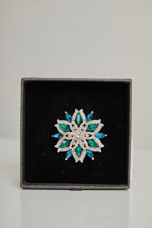 Broche Estrella Real