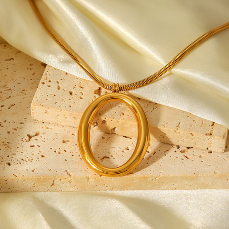 Oval Necklace - AURELLE