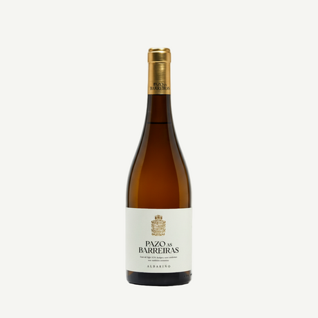 Vino Pazo As Barreiras Godello 2023 75 cl, con baja acidez y óptima madurez, fermentado en acero inoxidable y crianza breve. Fresco, equilibrado y listo para disfrutar.